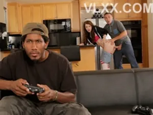 Chị vợ yêu nhục mạ cậu em rể vì phát hiện đi chung với gái khi Người vợ mang thai và cái kết