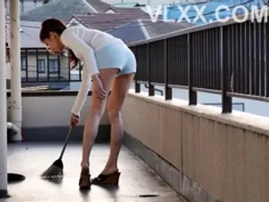 IPX-917. Cái kết của cuộc sống gia đình với tư cách là một người mẹ... chinh phục vợ của Hina